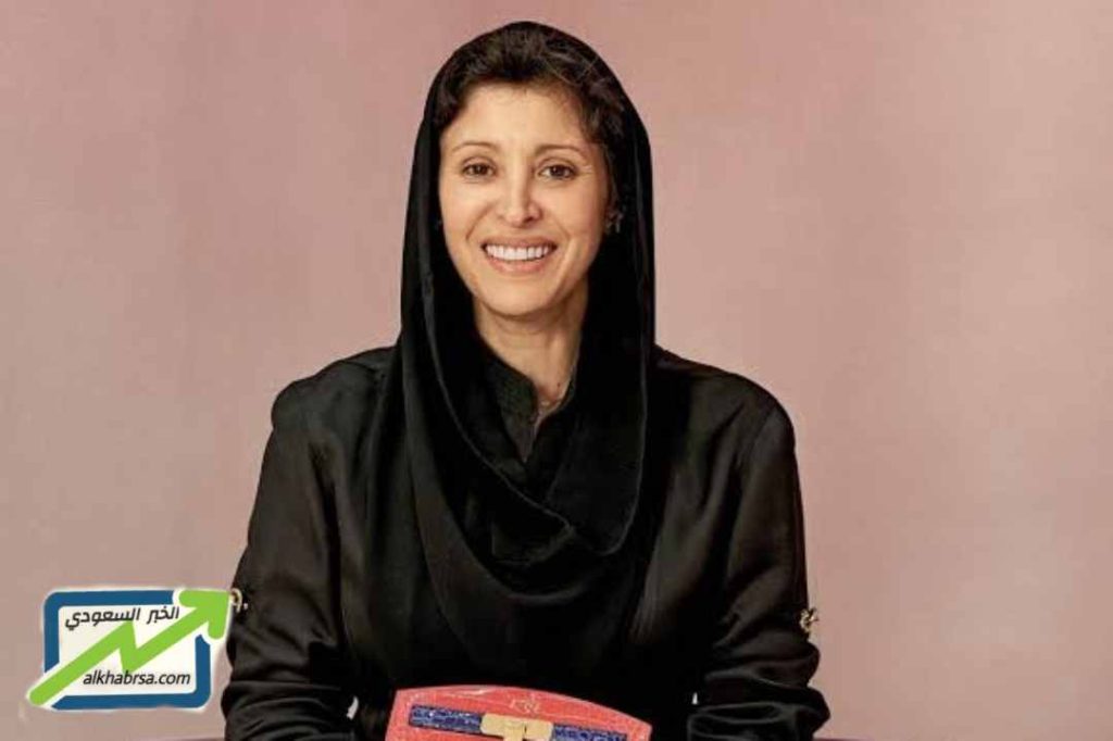 نورة الفيصل ويكيبيديا | من هي رحلة الإبداع من قصة "الحلق" إلى ريادة الموضة في السعودية