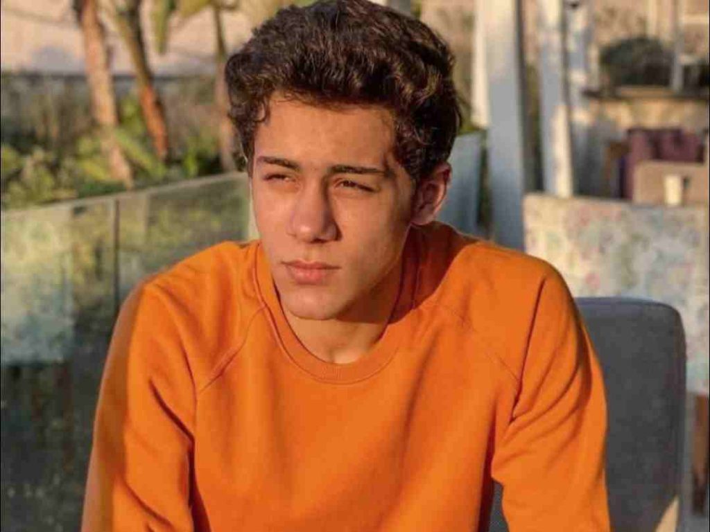 عمر رزيق ويكيبيديا ديانته، جنسيته، كم عمره السيرة الذاتية